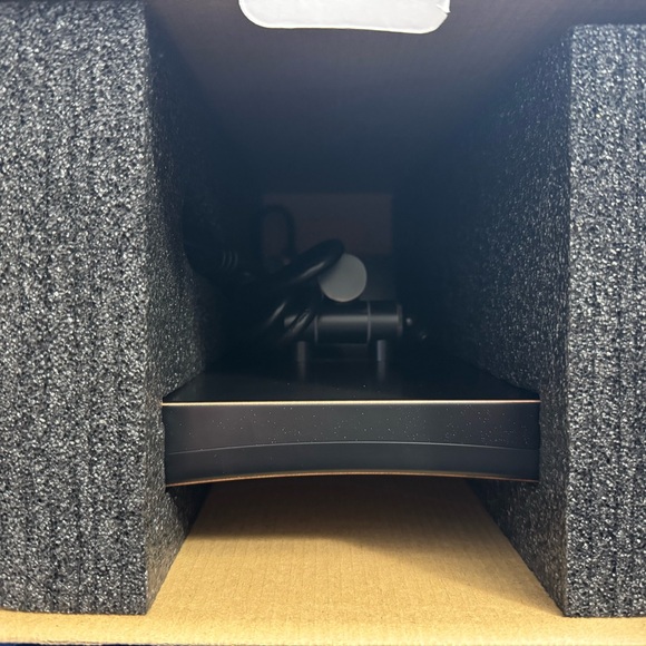 Tabletop LED Lighted 5X Magnifying Square 8”Makeup Mirror - Picture 8 of 9